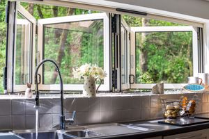 Photo 22- click for photo gallery